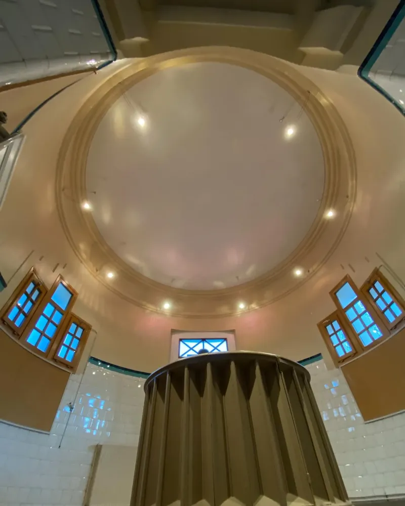 Plafond tendu bains-douches